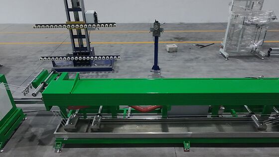 Bề mặt nhẵn mịn với con lăn tráng gương Chrome trong bộ phận vận chuyển Máy đóng đai Polypropylen